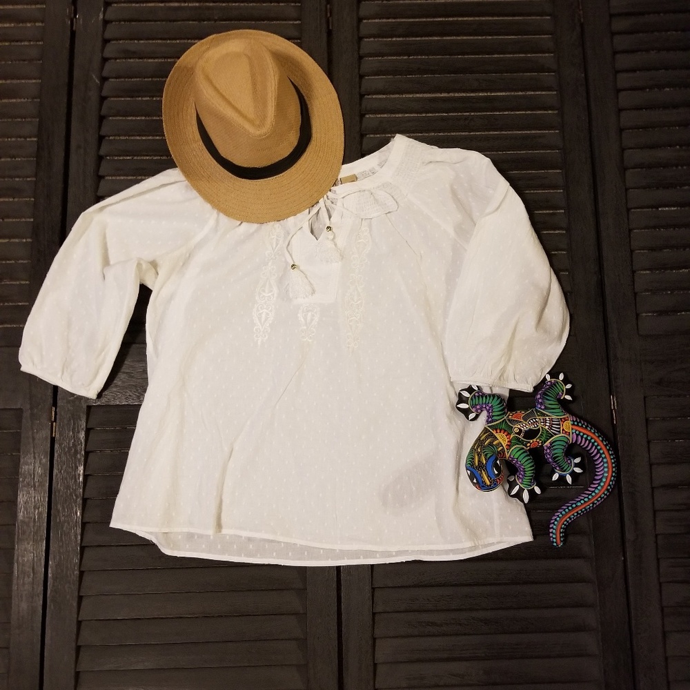 Art and Soul White Boho Chic Top
